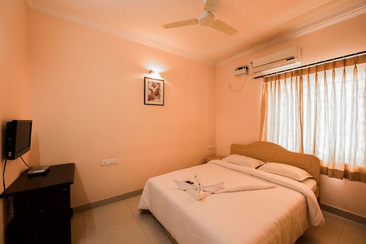 Room 9 of 46