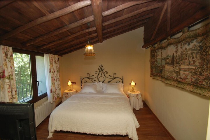 Room 12 of 47