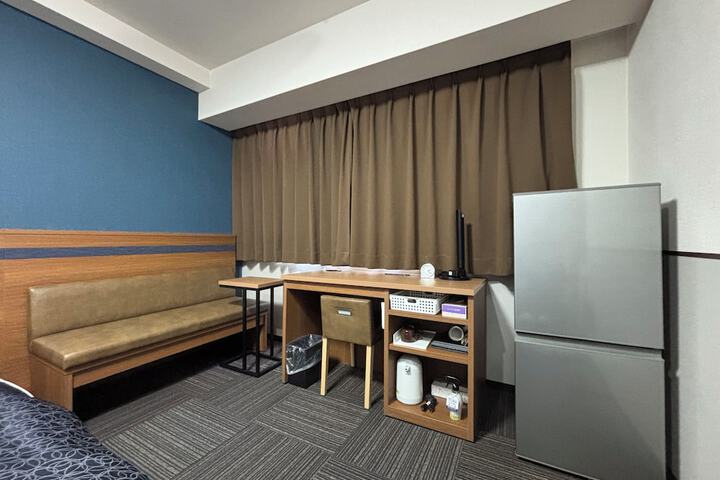 Room 7 of 41