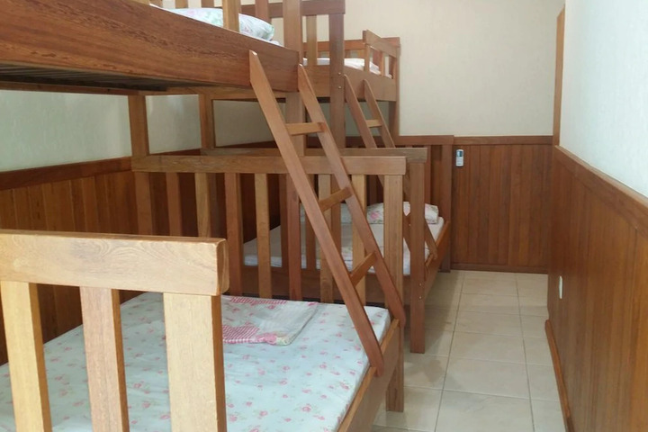 Room 6 of 6