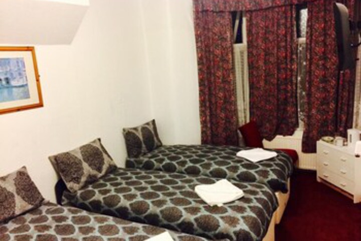 Room 41 of 70
