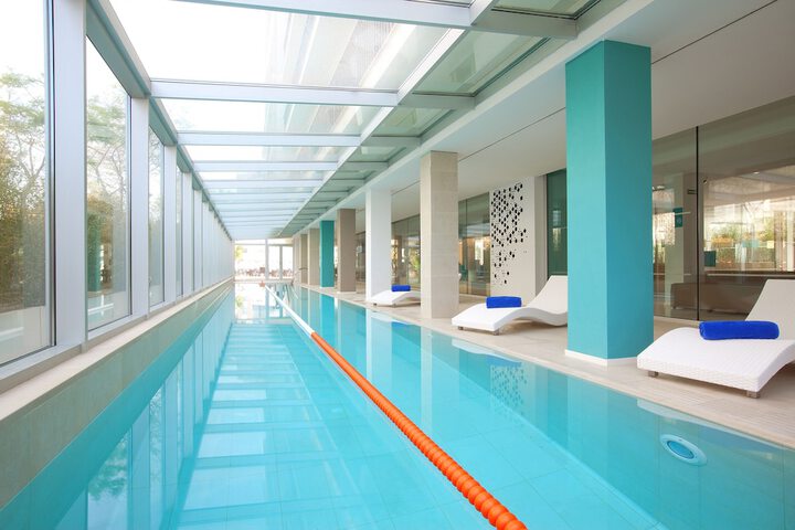 Pools & Facilities
