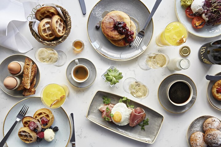 Breakfast/Coffee Service 102 of 127