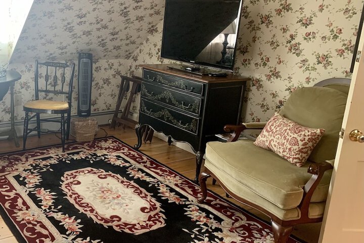 Room 16 of 73
