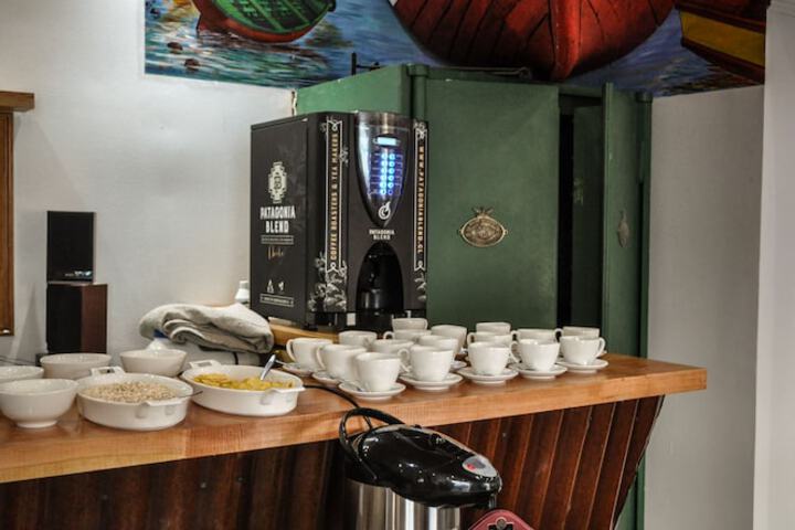 Breakfast/Coffee Service 47 of 92