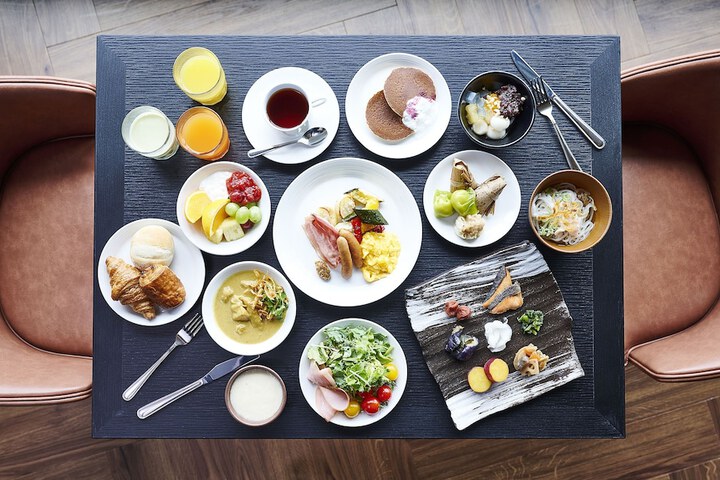 Breakfast/Coffee Service 52 of 62