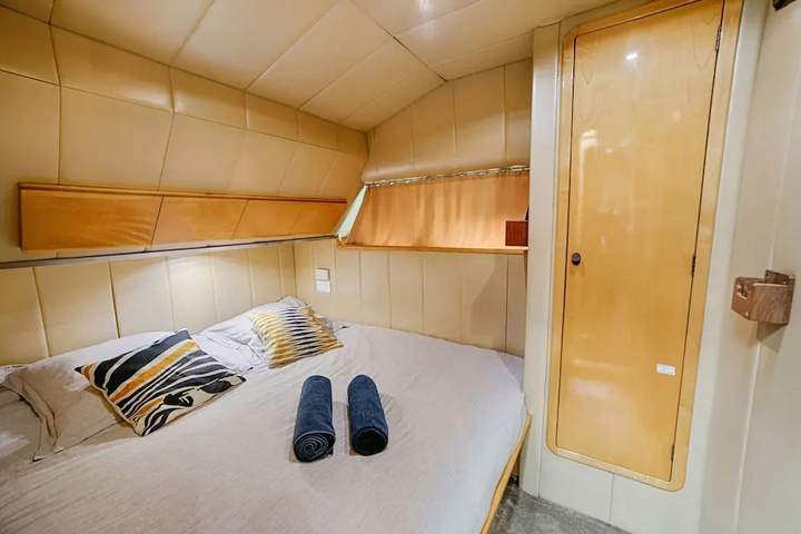 Room 4 of 23