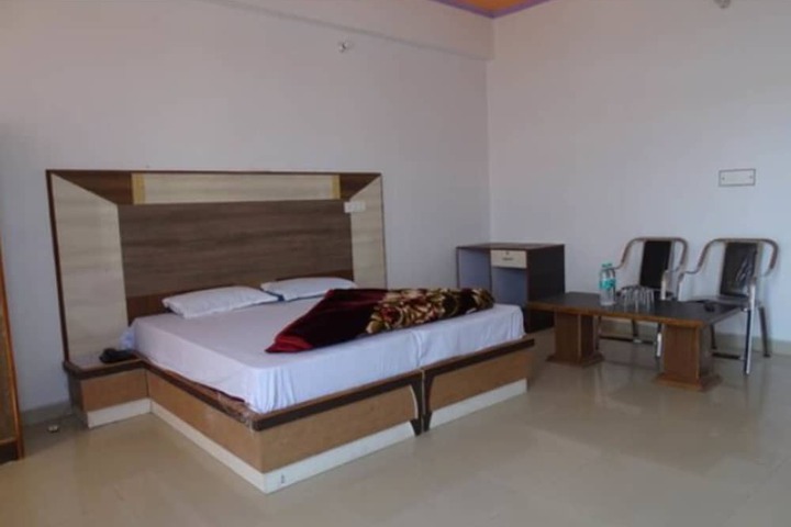 Room 2 of 11