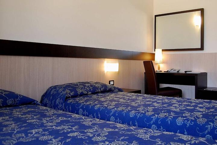 Room 20 of 54