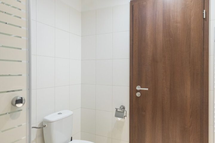 Room 72 of 118