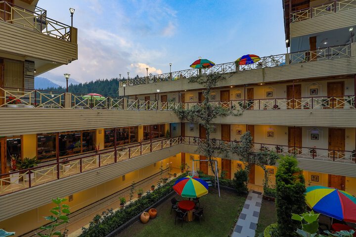 Hotel 68 of 78