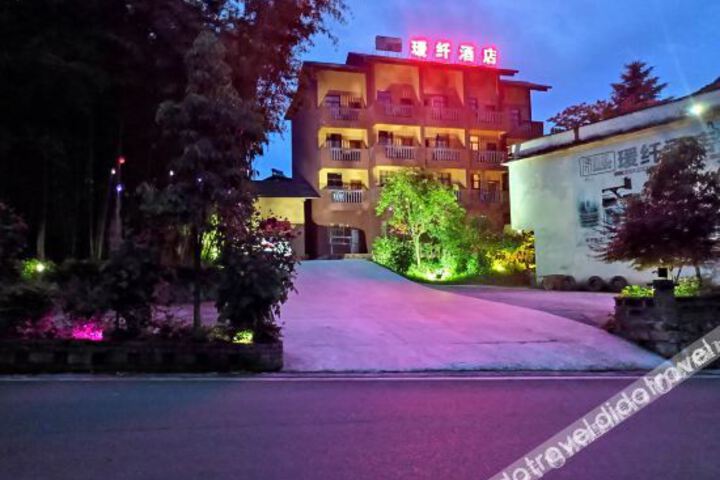 Hotel 3 of 53