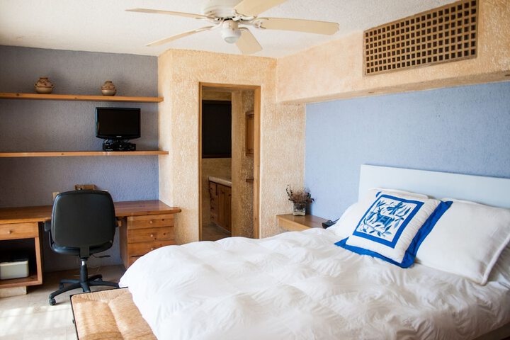 Room 5 of 20