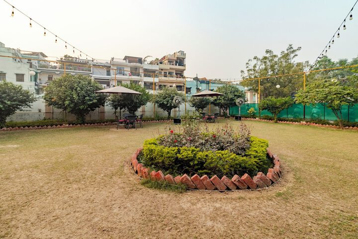 Hotel Exterior 69 of 75