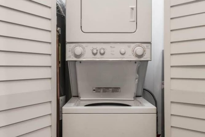 Laundry 12 of 16