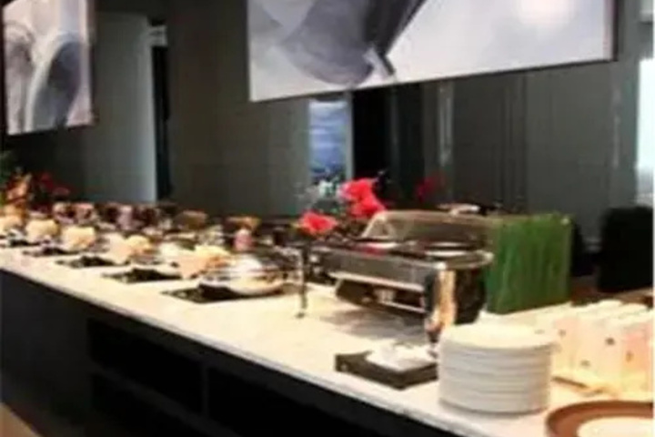 Dining 11 of 11