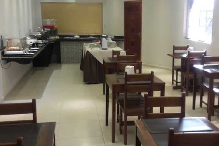 Breakfast/Coffee Service 18 of 25