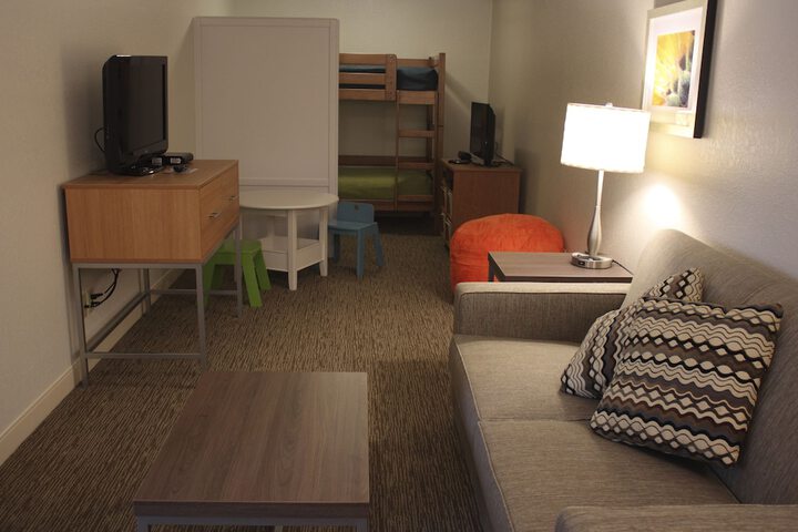 Room 7 of 45