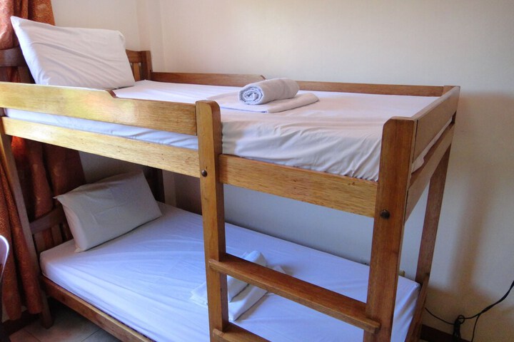 Room 14 of 40
