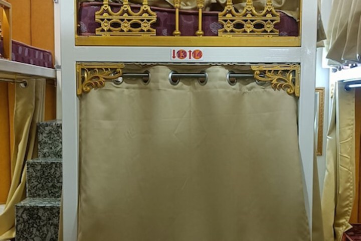 Room 7 of 15