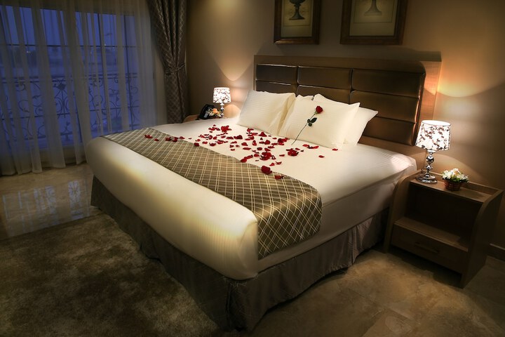 Room 16 of 40
