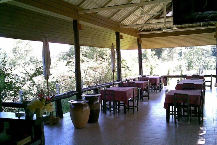 Dining Photos