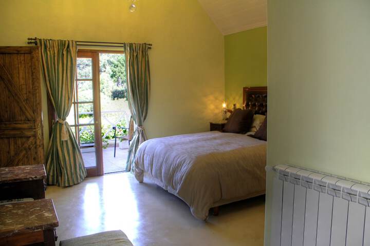 Room 21 of 118