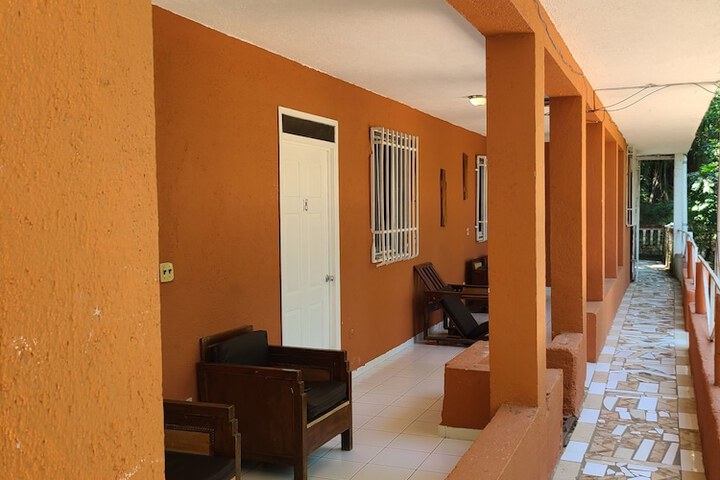 Room 19 of 36