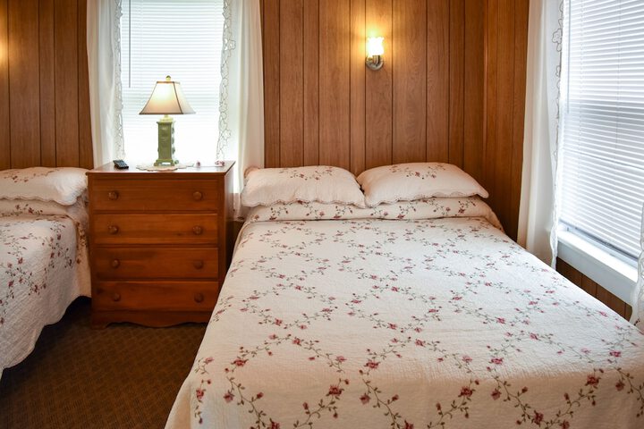 Room 8 of 61
