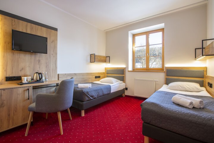 Room 22 of 49