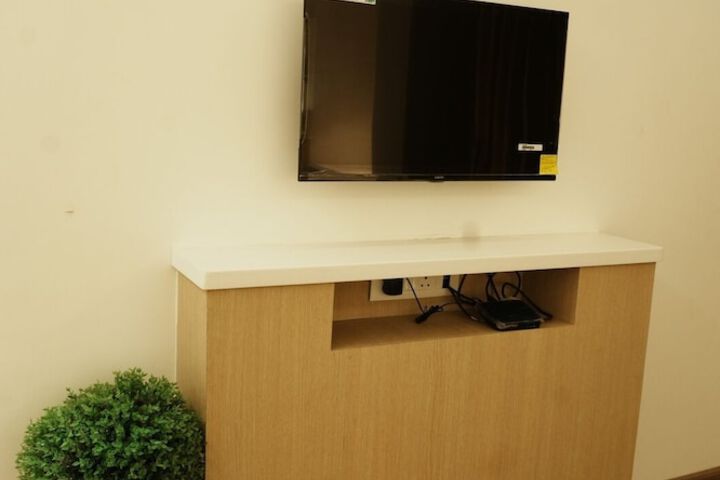 Room 14 of 70
