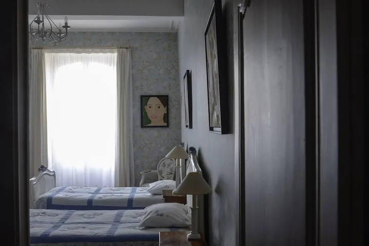 guest_rooms