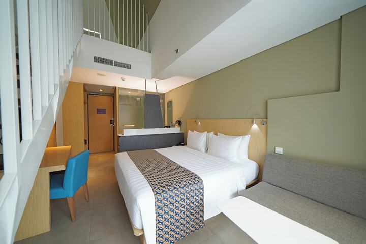 Room 34 of 64