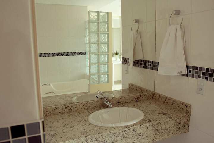 Room 16 of 31