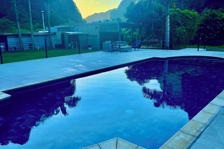 Pool 12 of 19