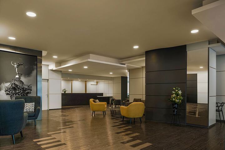 Lobby Photos