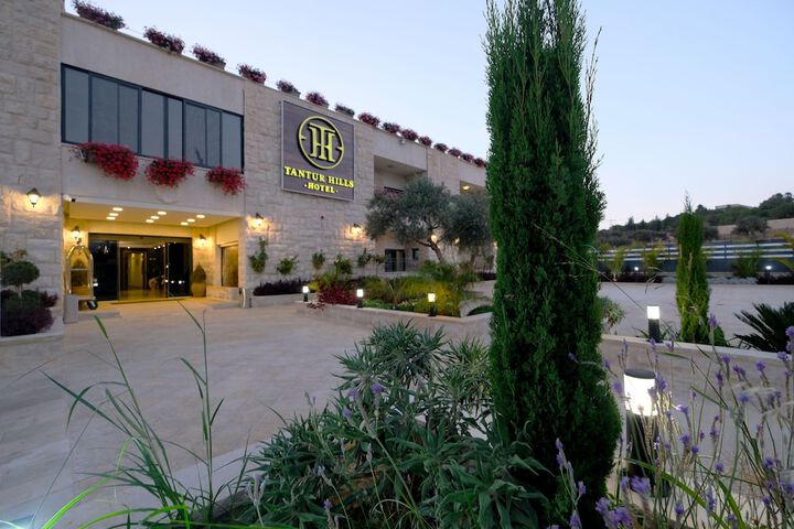 Hotel 104 of 106