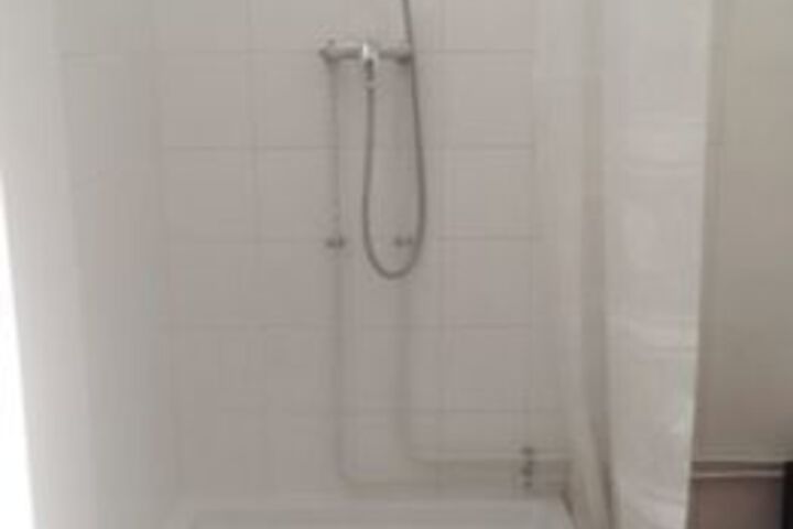 Room 25 of 234