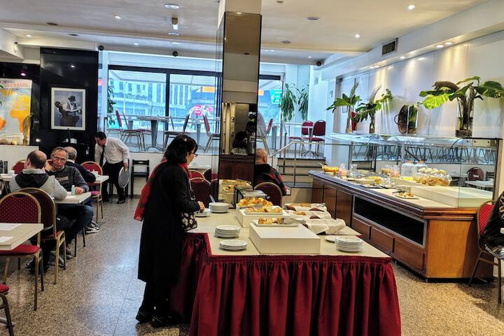 Dining Photos