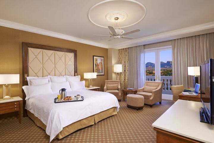 Room 22 of 192