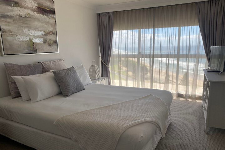 Room 4 of 113
