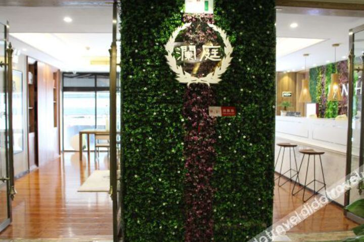 Hotel Interior 20 of 39