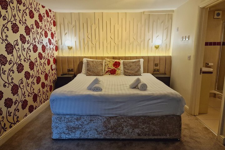 Room 42 of 90