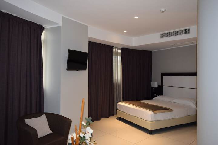Room 13 of 50