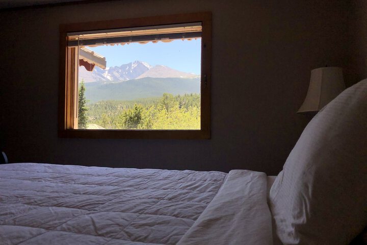Room 10 of 97