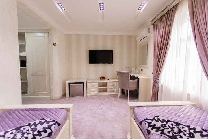 Room 10 of 57