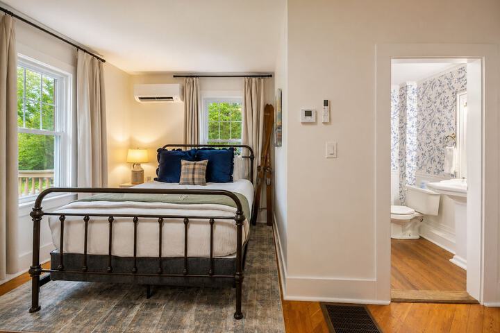 Room 157 of 431
