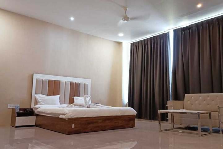 Room 20 of 54
