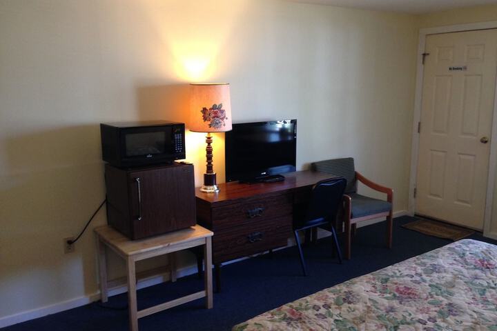Room 4 of 35