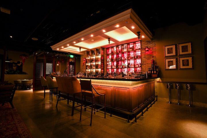 Lounge 91 of 129
